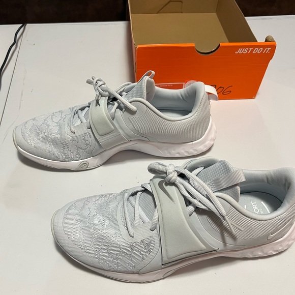 Nike Shoes - Nike Women's Renew In-Season Training 12